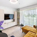 Saule Osia By Pailsek Pajury * Palanga